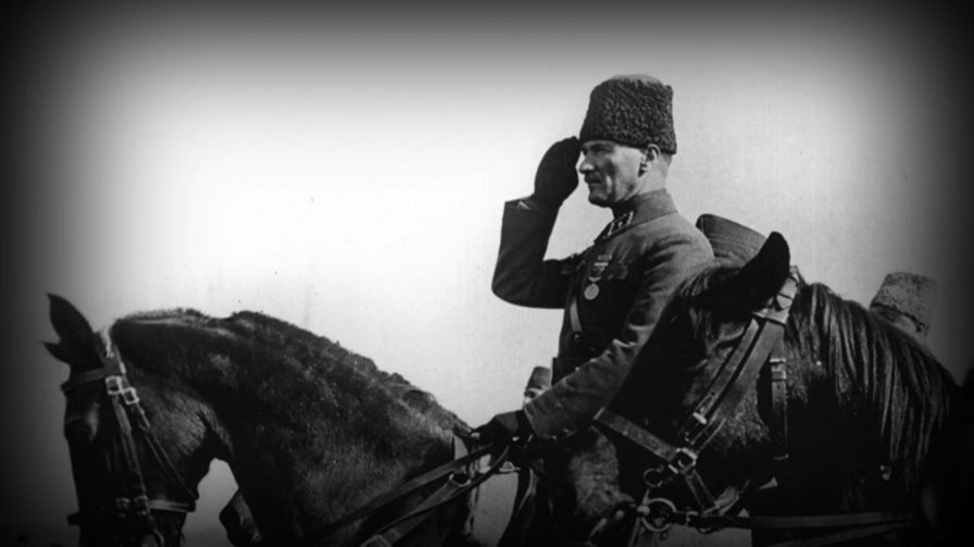 Atatürk ve Fenerbahçe Atatürk ve Fenerbahçe