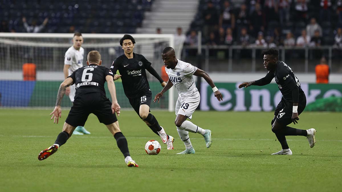 Eintracht Frankfurt 1 - 1 Fenerbahçe - Fenerbahçe Spor Kulübü